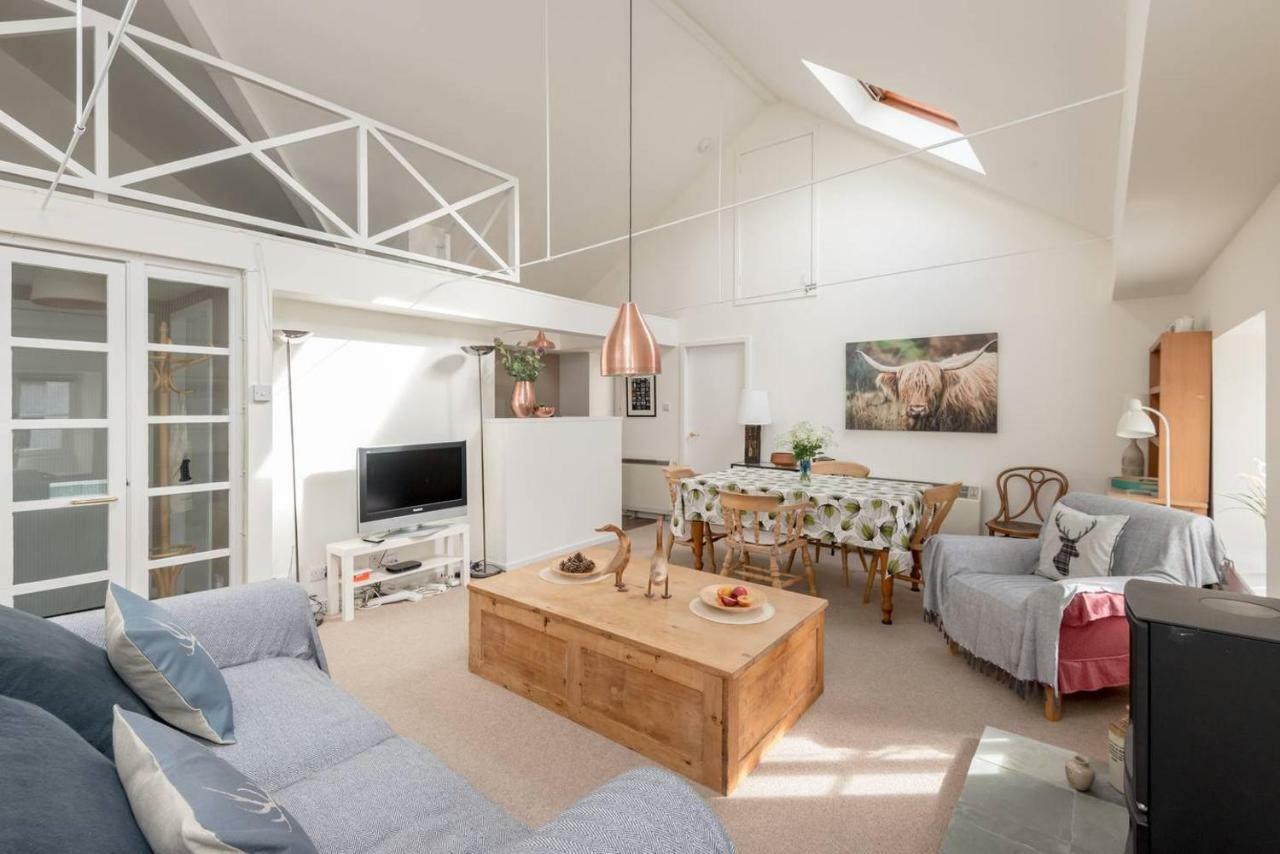 Joivy Loft At The Brewery With Free Parking Appartement EDI Buitenkant foto