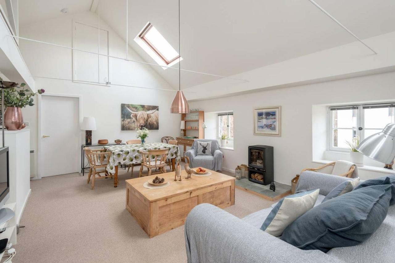 Joivy Loft At The Brewery With Free Parking Appartement EDI Buitenkant foto